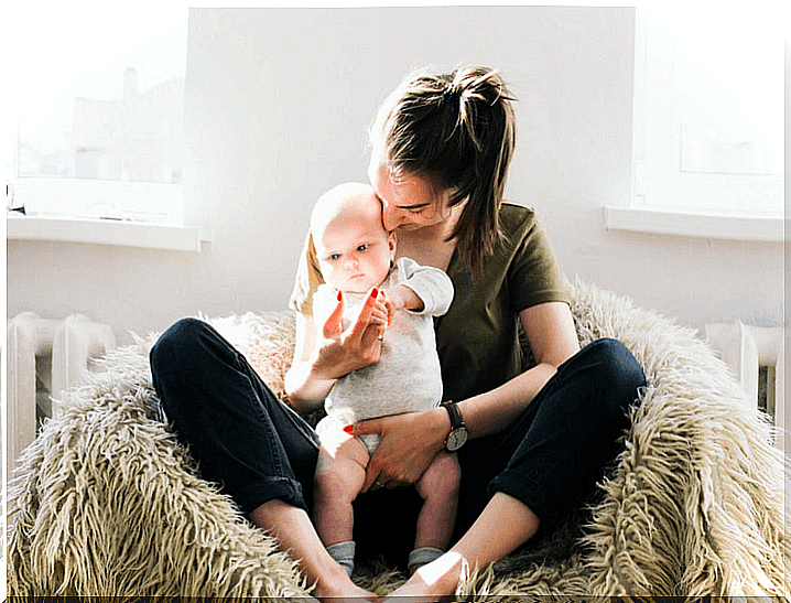 If the baby chokes on milk, it is better to breastfeed in the ventral position.