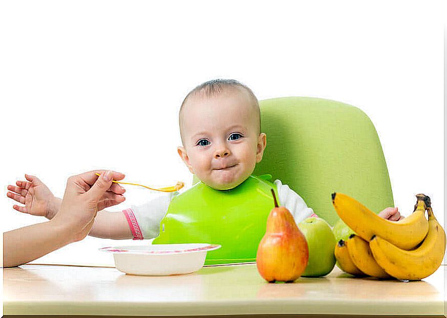 Introducing new flavors and foods into your baby's diet