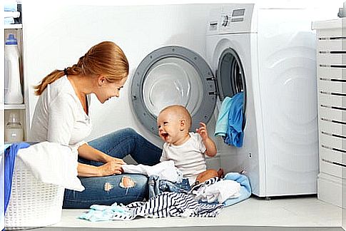 You have to be careful with the products used to wash the baby's clothes.