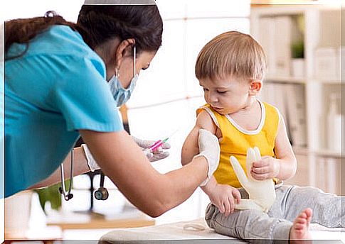 Mononucleosis in children requires pediatric monitoring.