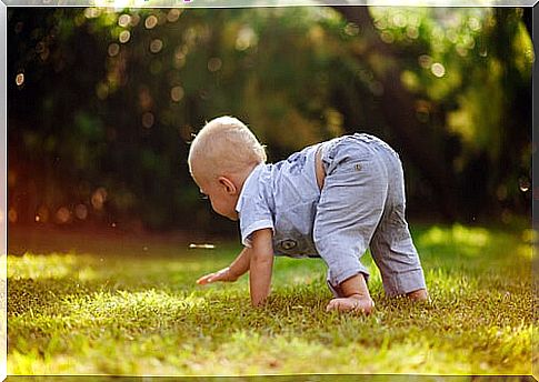 Teaching our child to crawl will help him later to learn to walk